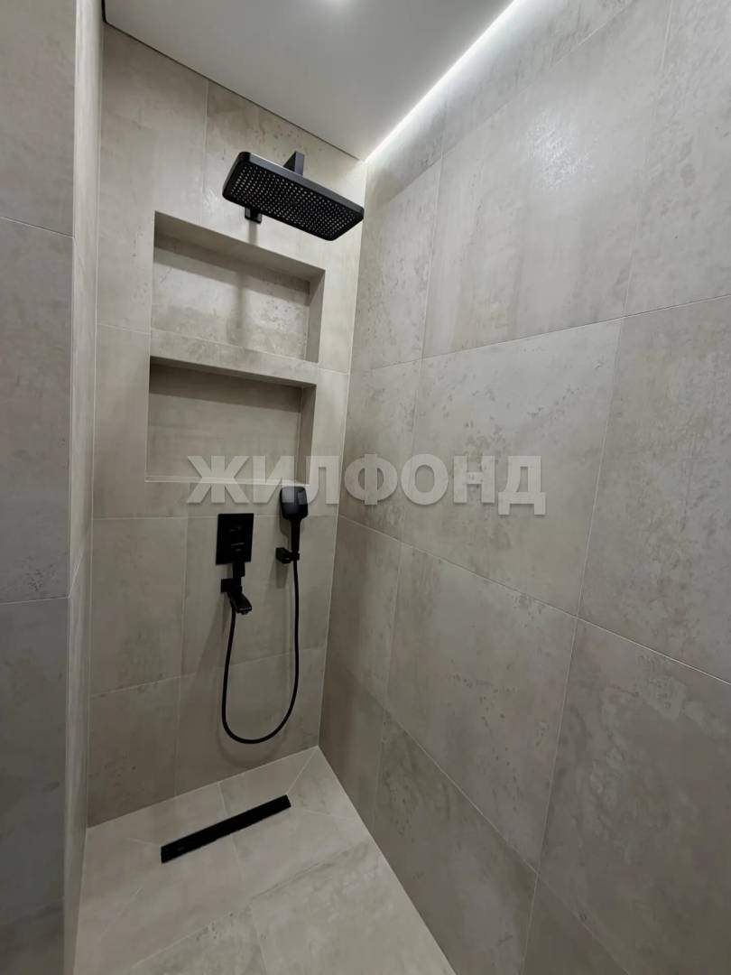 Квартира на продажу в Красноярске, Петра Подзолкова улица, 8 фото №11
