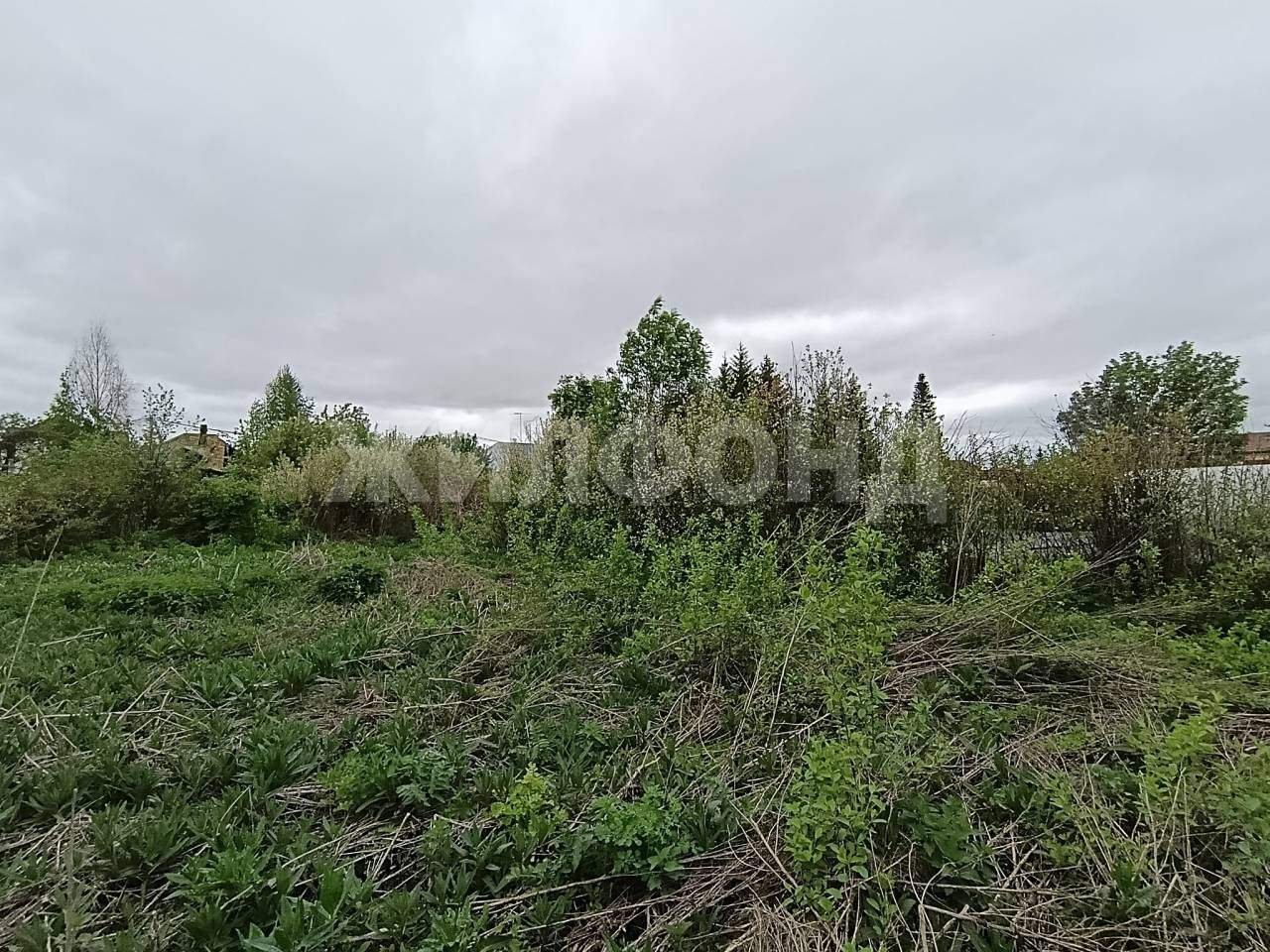 Продам земельный участок 1354 м.кв.