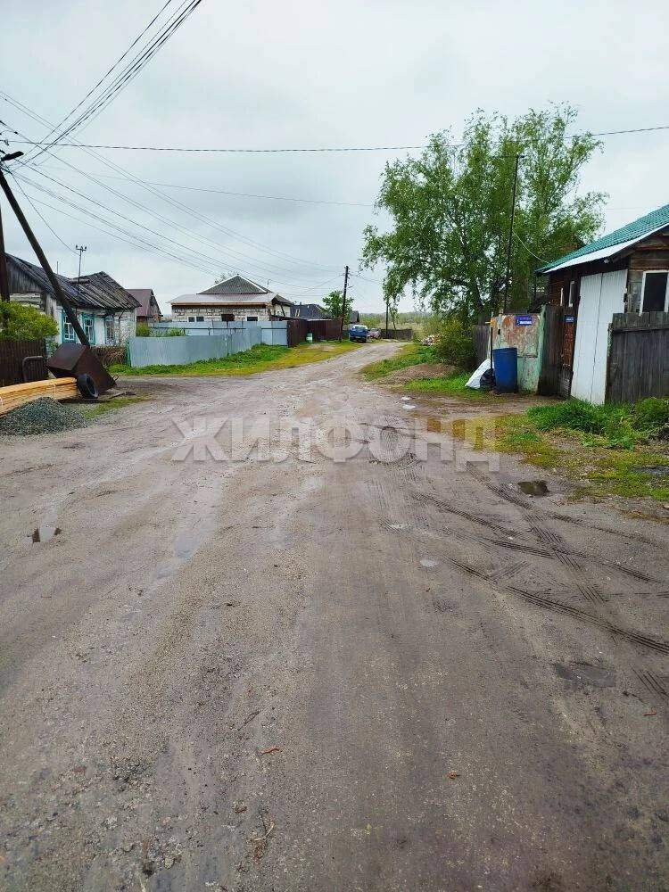 Продам земельный участок 1000 м.кв.