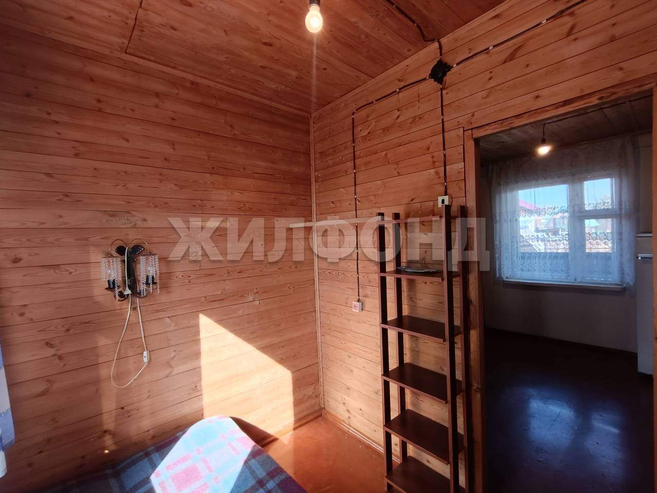 Продам земельный участок 920 м.кв.
