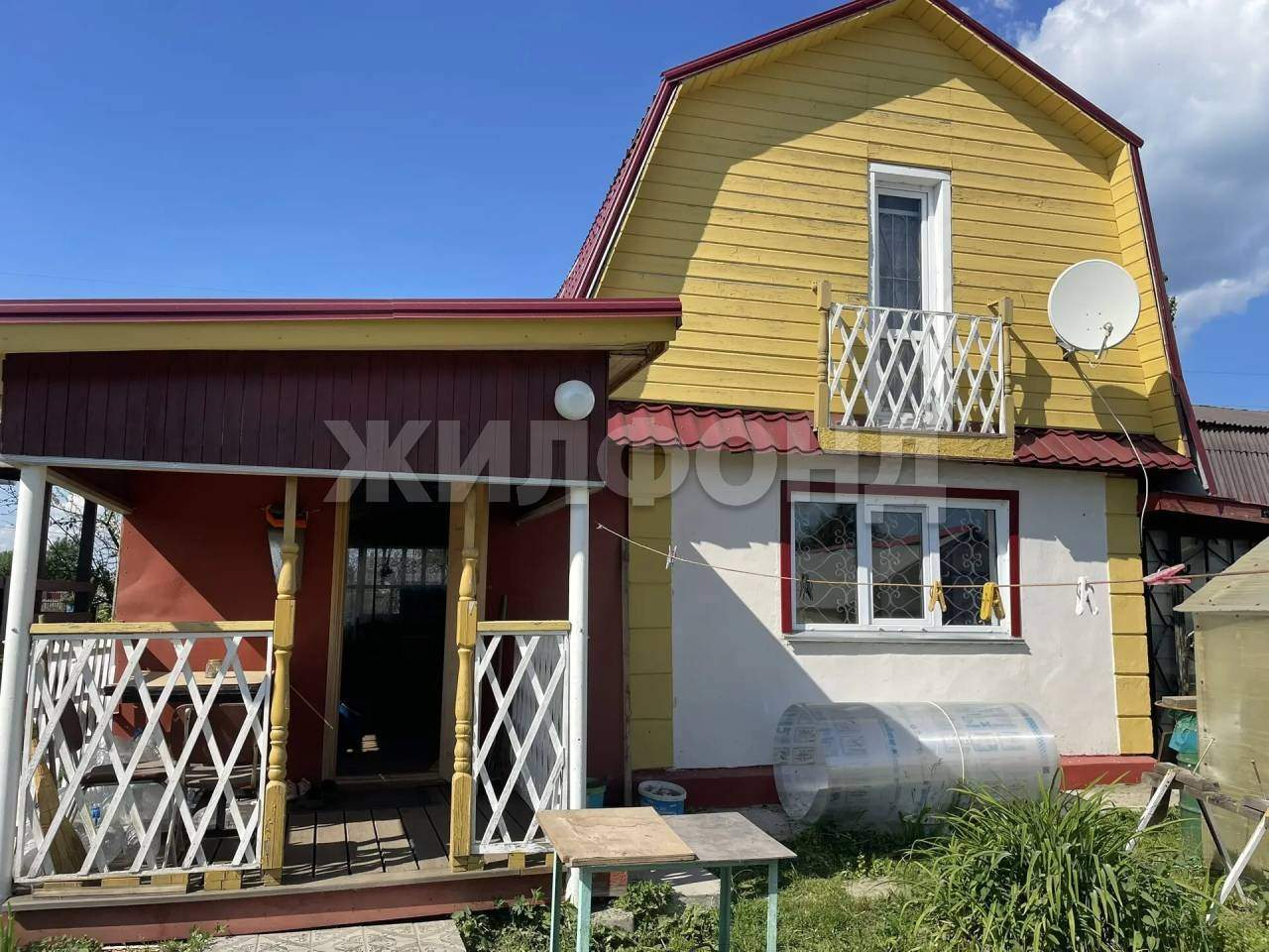 Продам земельный участок 600 м.кв.