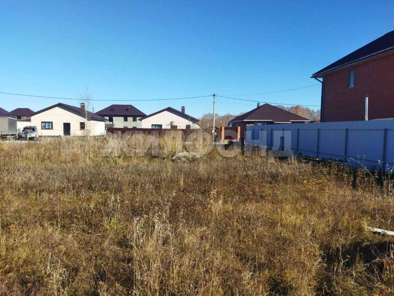 Продам земельный участок 550 м.кв.