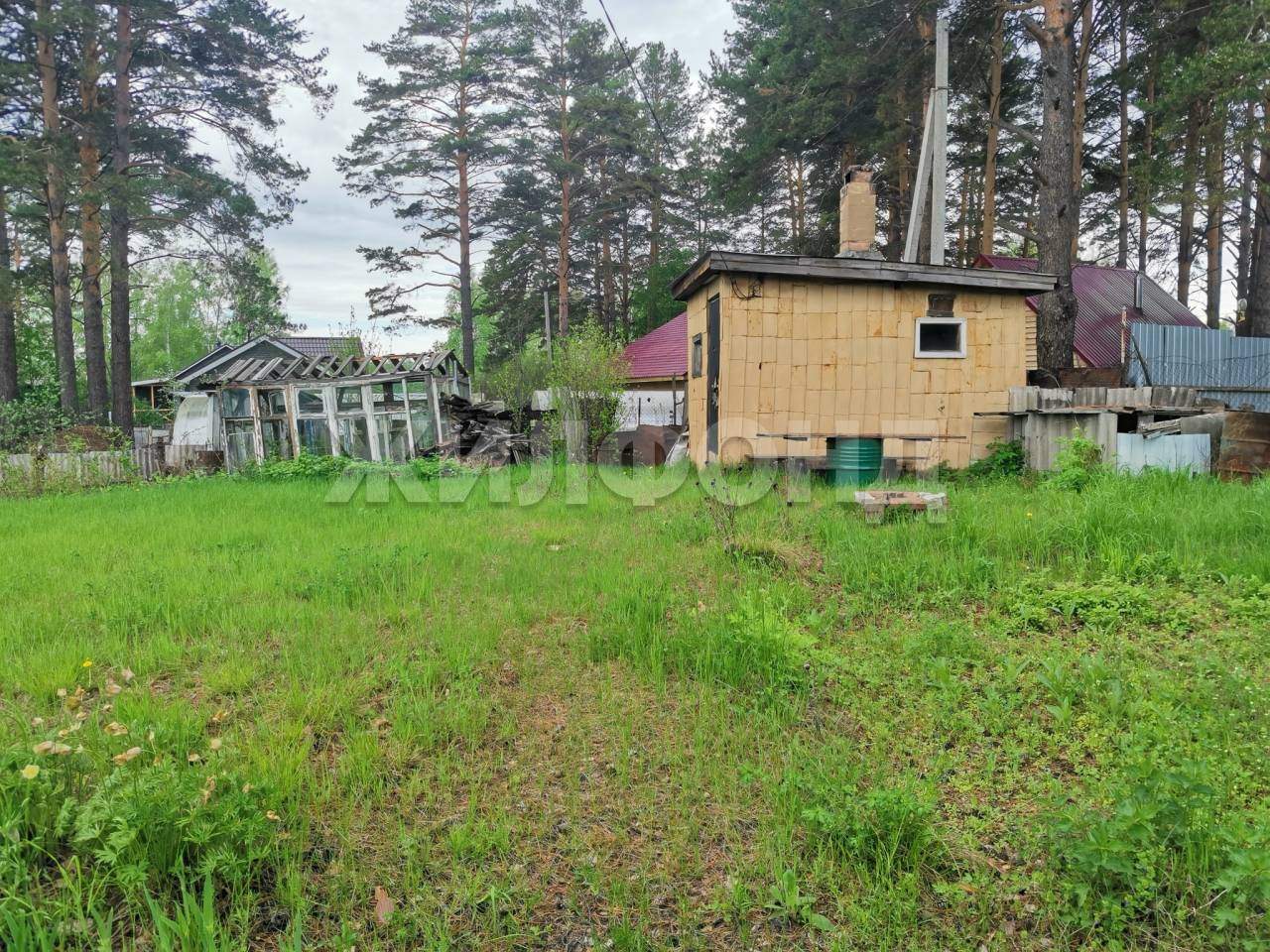 Продам земельный участок 493 м.кв.
