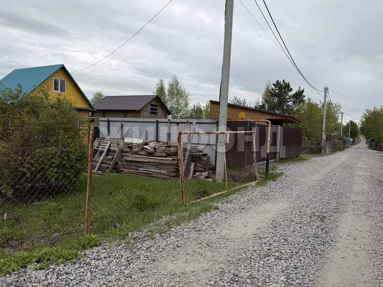 Продам земельный участок 440 м.кв.