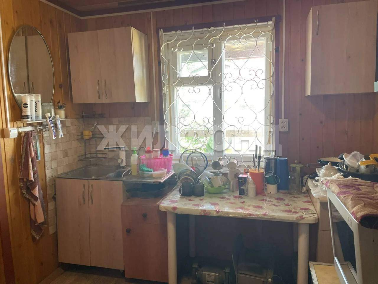 Продам земельный участок 600 м.кв.