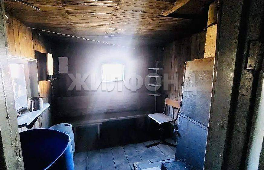 Продам земельный участок 660 м.кв.