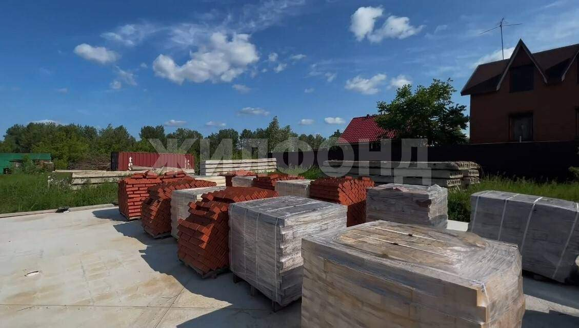 Продам земельный участок 1505 м.кв.