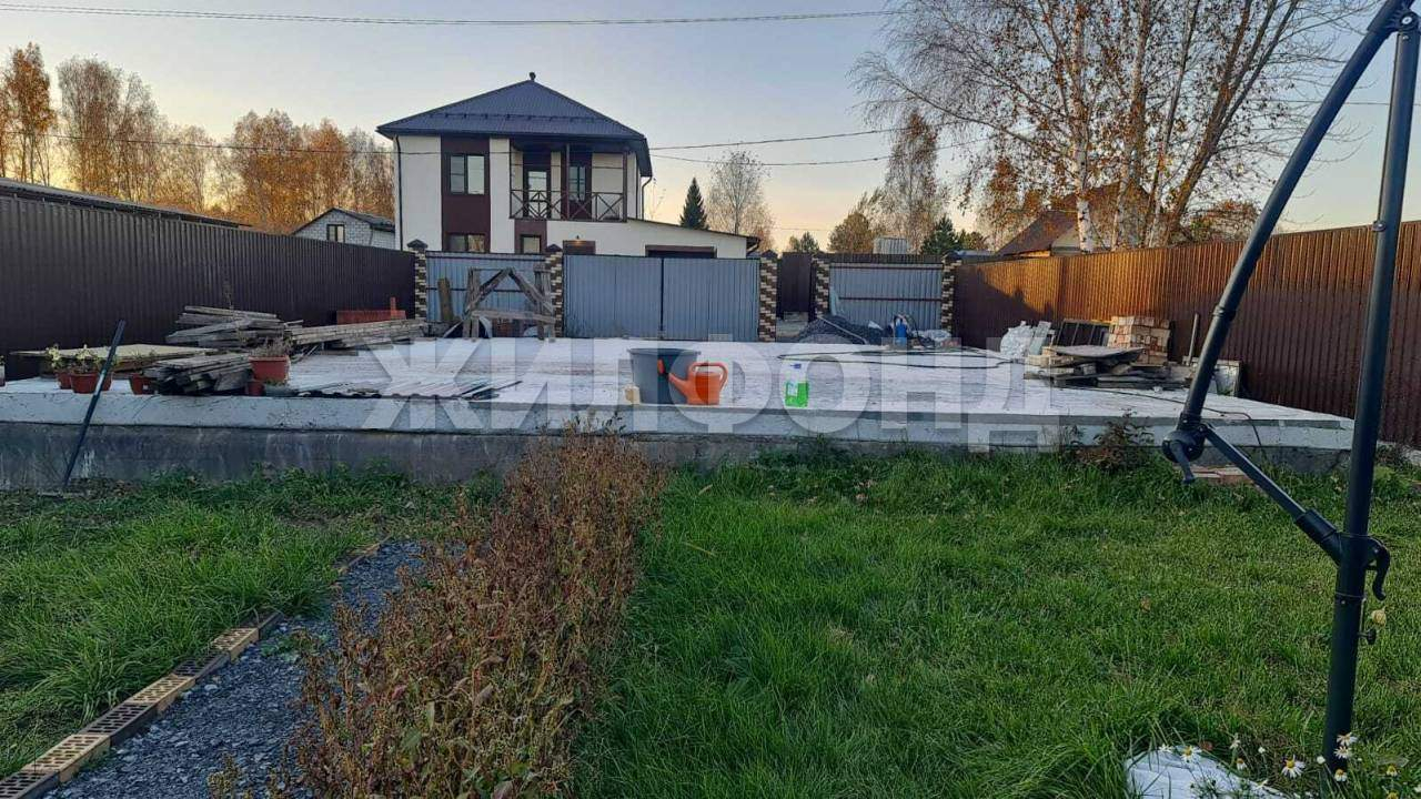 Продам земельный участок 450 м.кв.