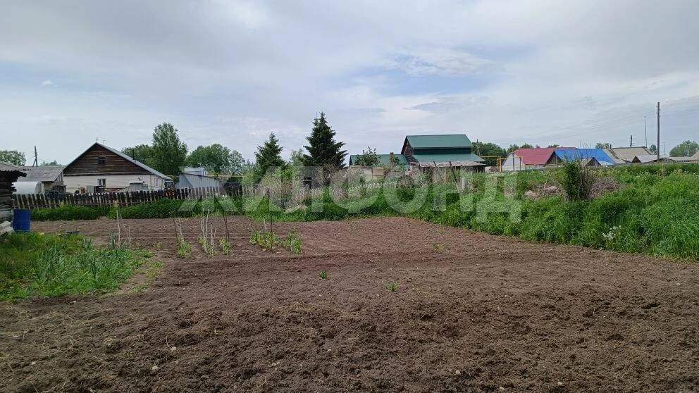 Продам земельный участок 745 м.кв.