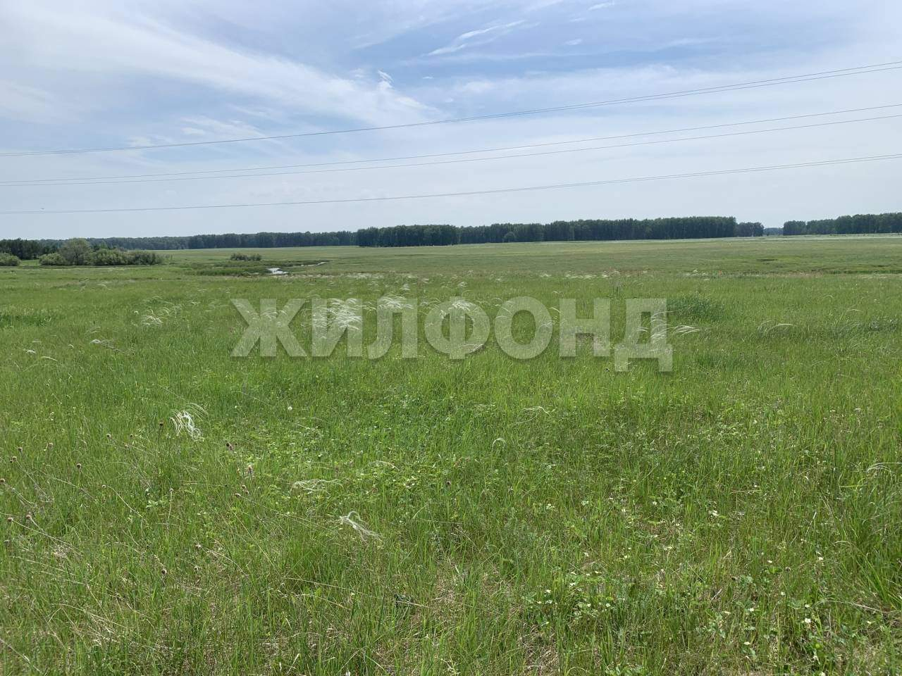 Продам земельный участок 600 м.кв.