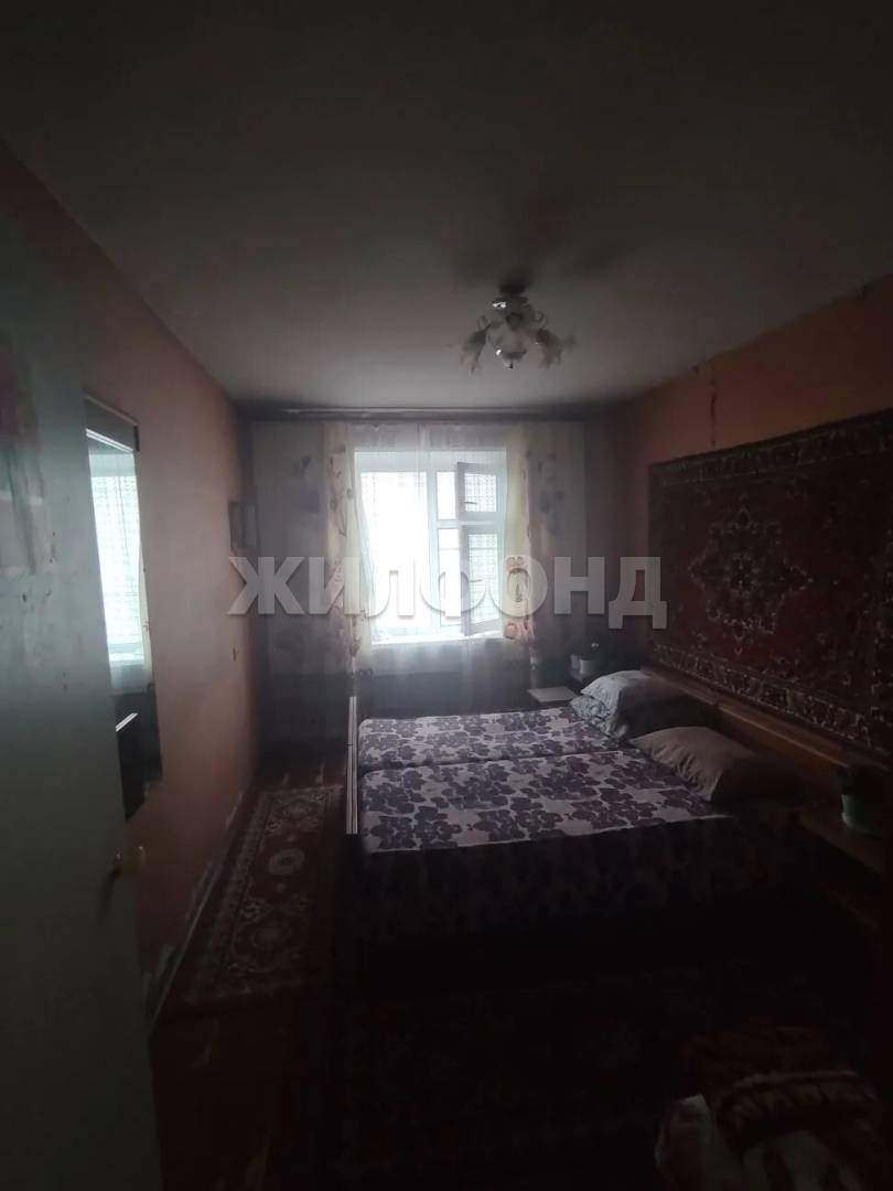 Квартира на продажу в Северске, Калинина улица, 100 фото №1