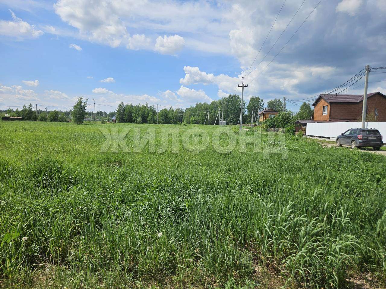 Продам земельный участок 1200 м.кв.