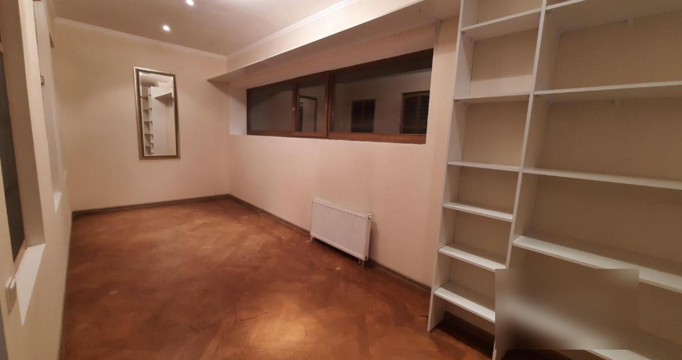 Сдам в аренду офис 151 м.кв.