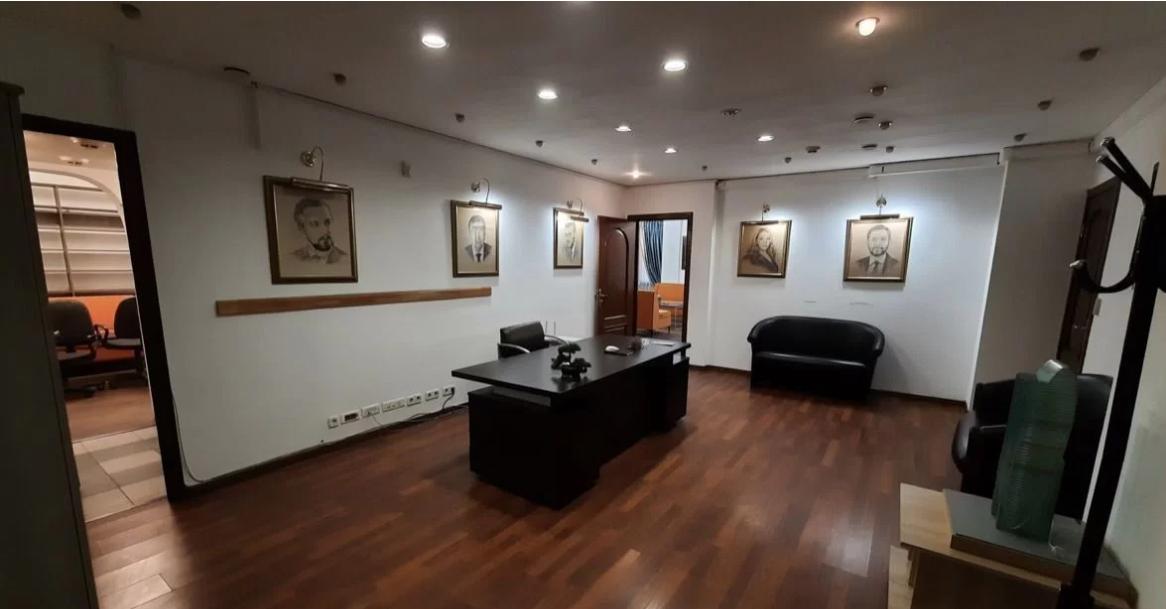 Сдам в аренду офис 120 м.кв.