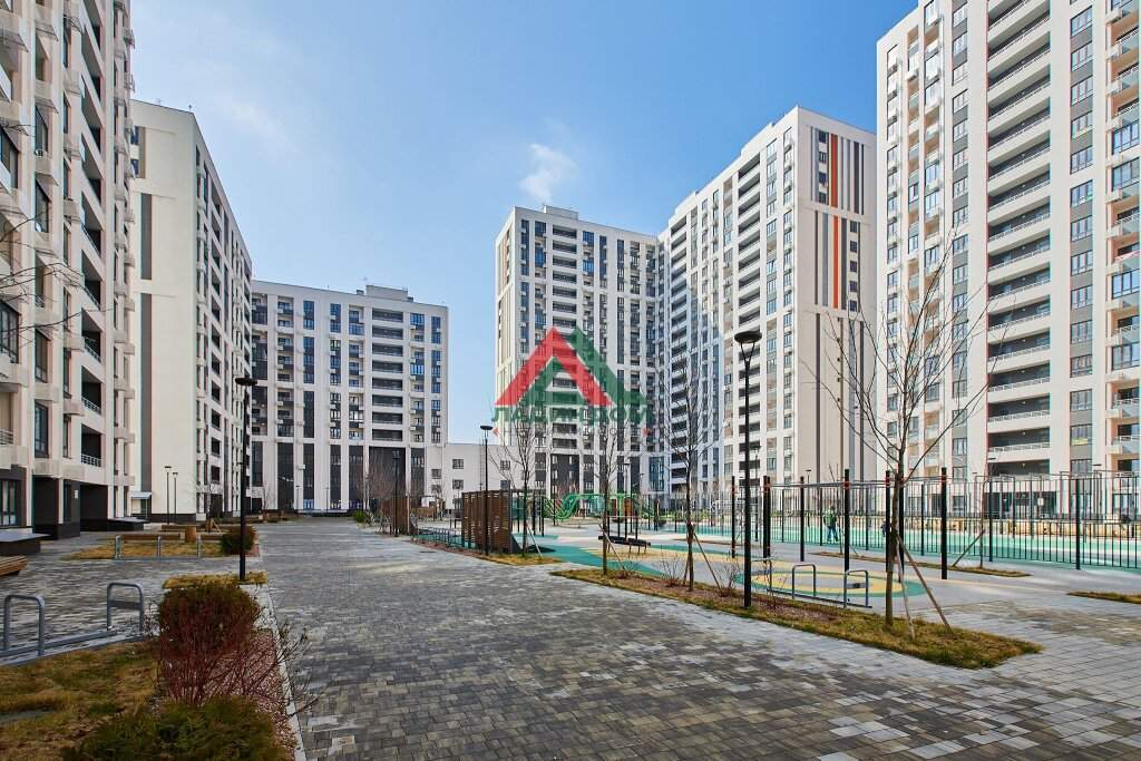 Квартира на продажу в Краснодаре, Питерская улица, 40