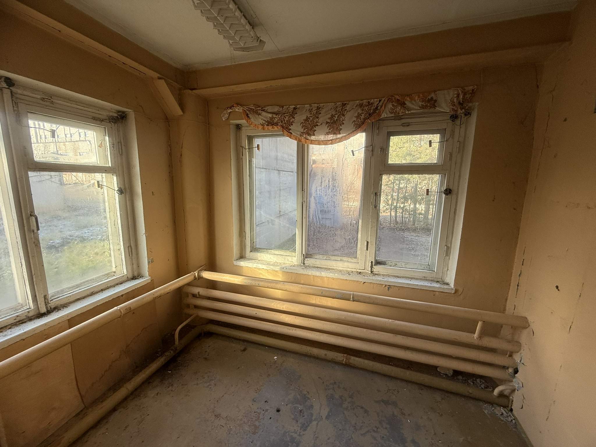 Продам торговое помещение 806 м.кв.
