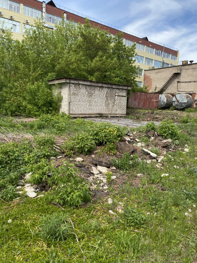 Продам торговое помещение 806 м.кв.