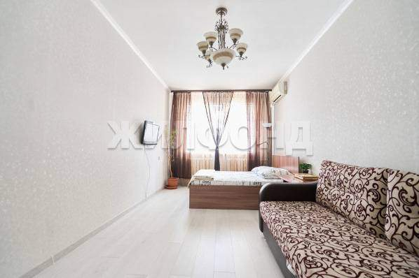 Квартира на продажу в Томске, Советская улица, 50 фото №3