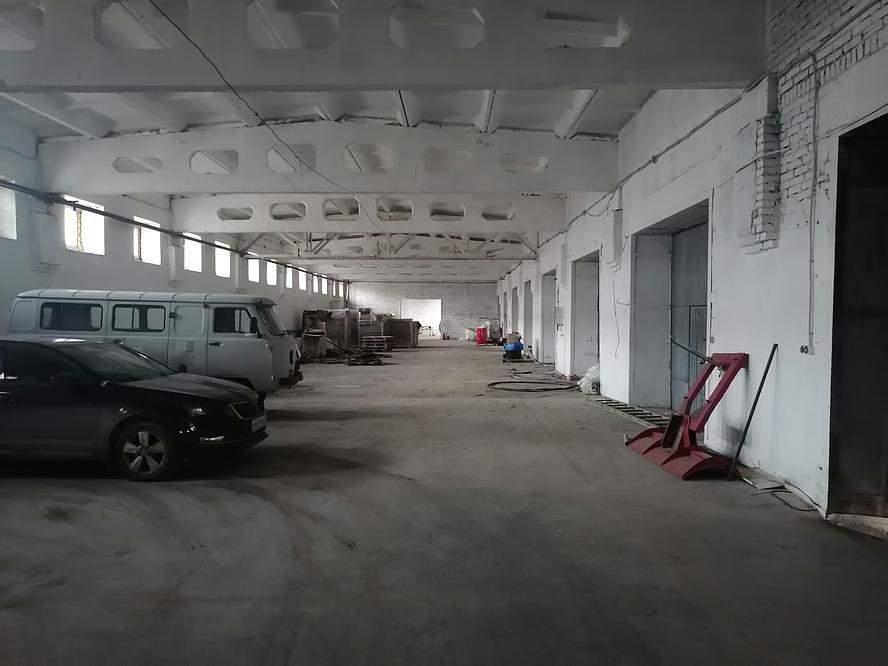 Продам помещение свободного назначения 9333 м.кв.