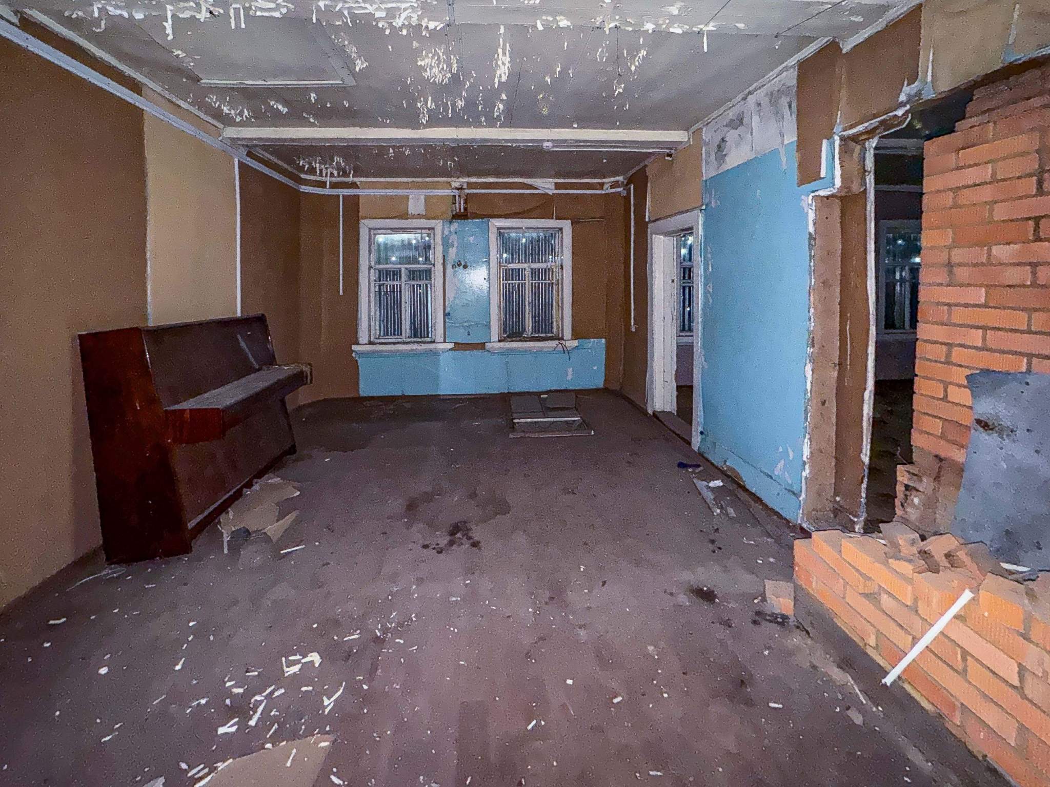 Продам торговое помещение 97.7 м.кв.
