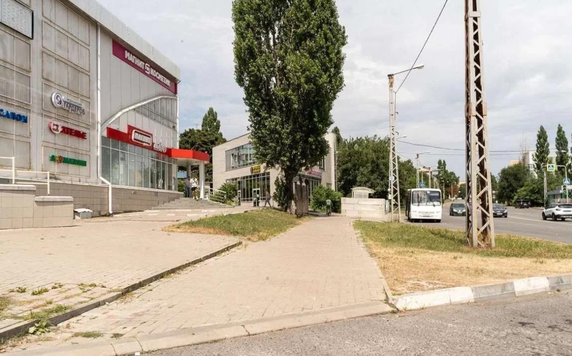 Продам помещение свободного назначения 2021 м.кв.