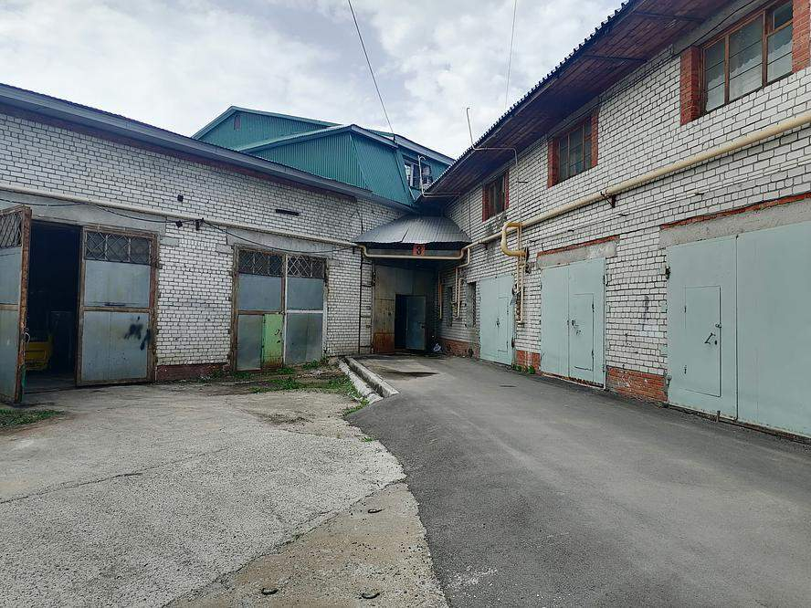 Продам помещение свободного назначения 9333 м.кв.