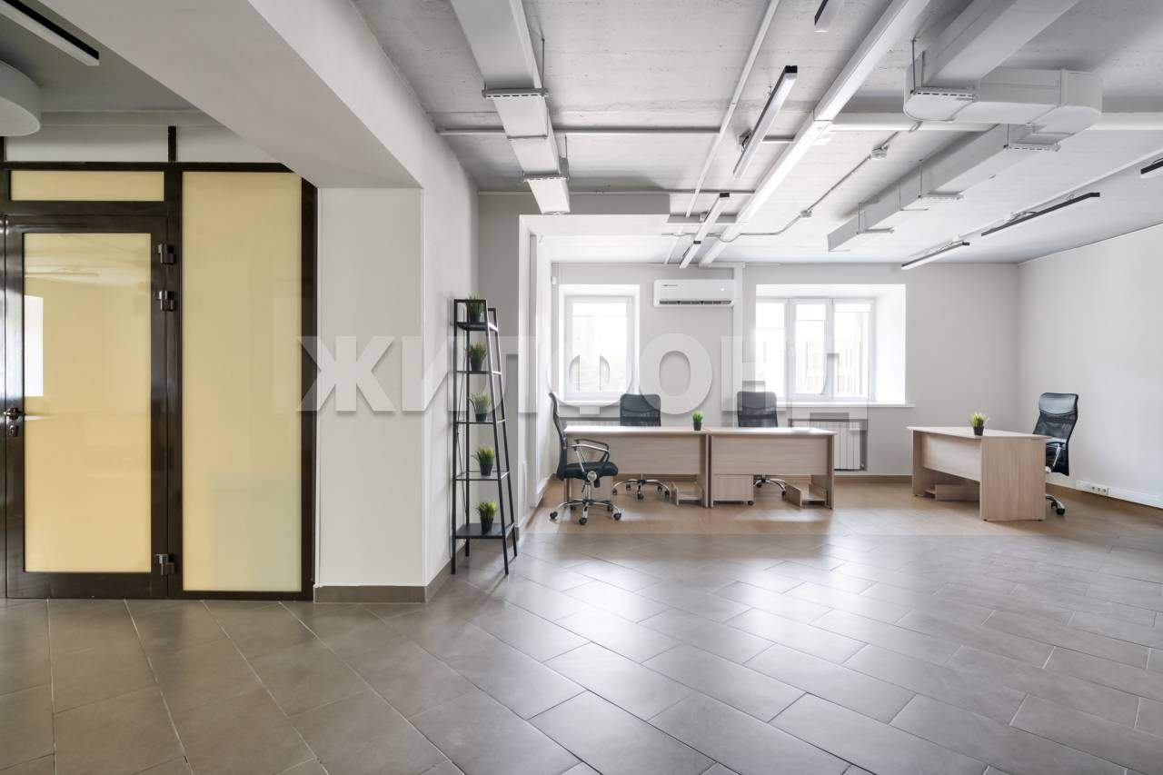 Продам офис 185 м.кв.
