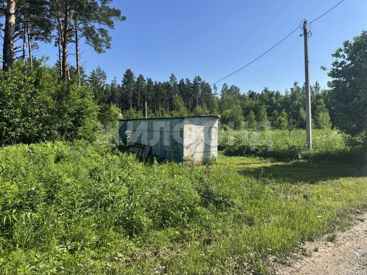 Продам земельный участок 1500 м.кв.