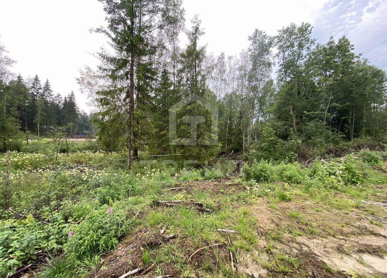 Продам земельный участок 830 м.кв.
