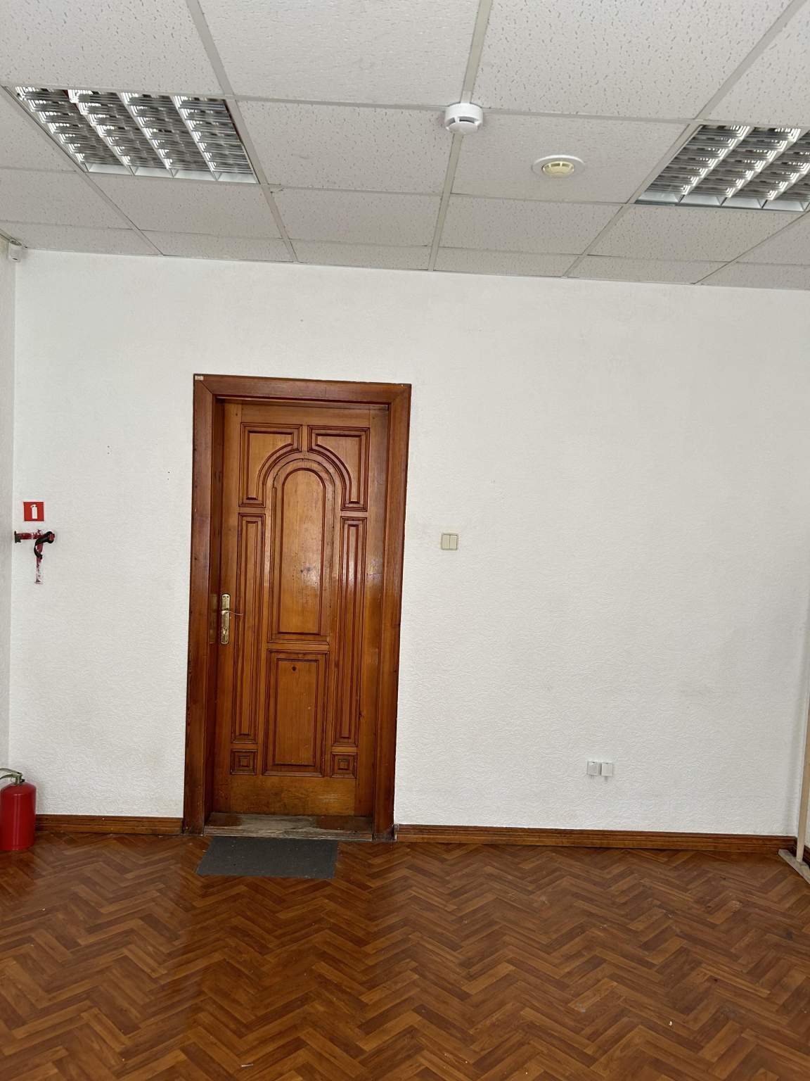 Сдам в аренду офис 16.7 м.кв.