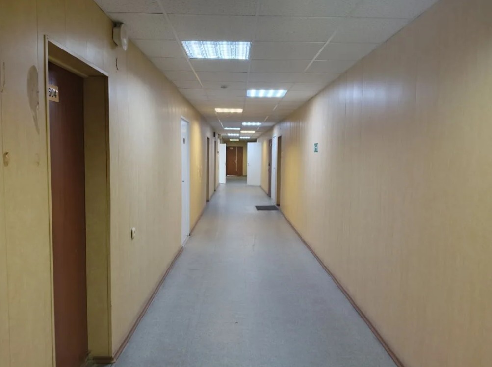 Продам торговое помещение 8639 м.кв.