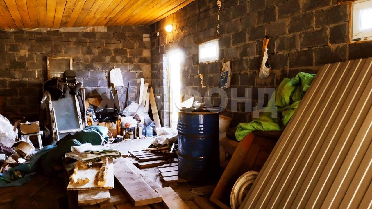 Продам земельный участок 1200 м.кв.