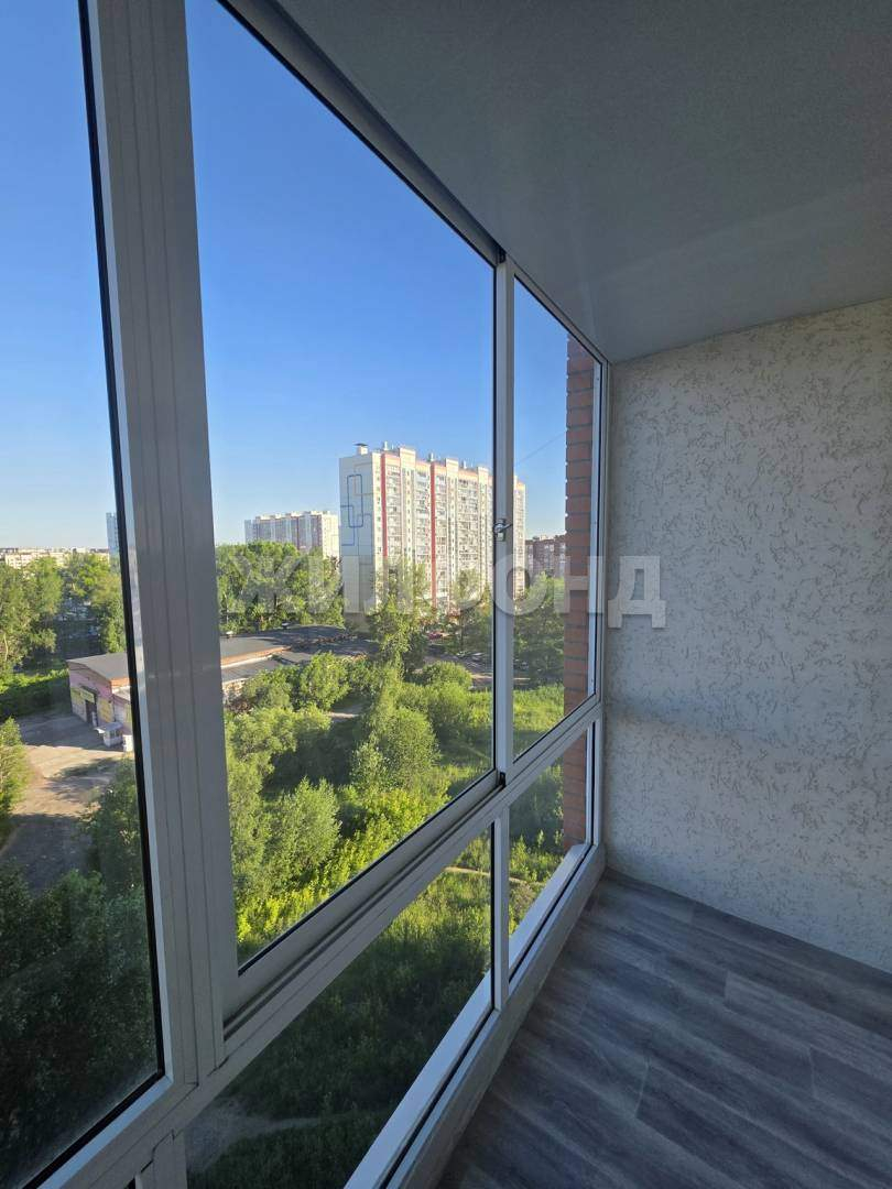 Квартира на продажу в Северске, Солнечная улица, 5Б фото №1