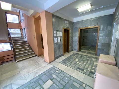 Продам торговое помещение 8639 м.кв.