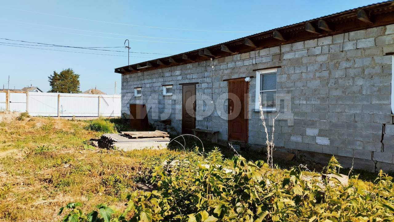 Продам земельный участок 1200 м.кв.