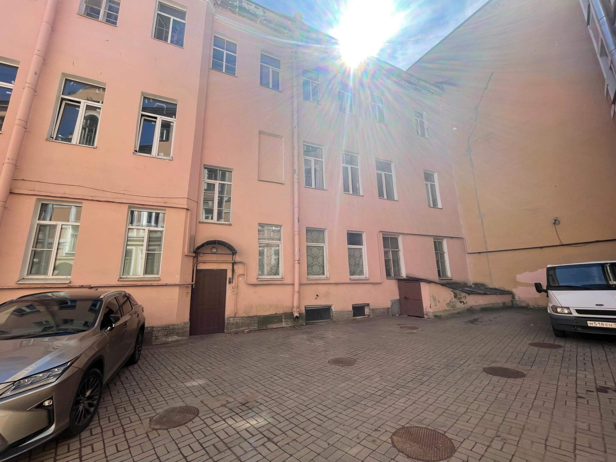 Продам офис 190.3 м.кв.