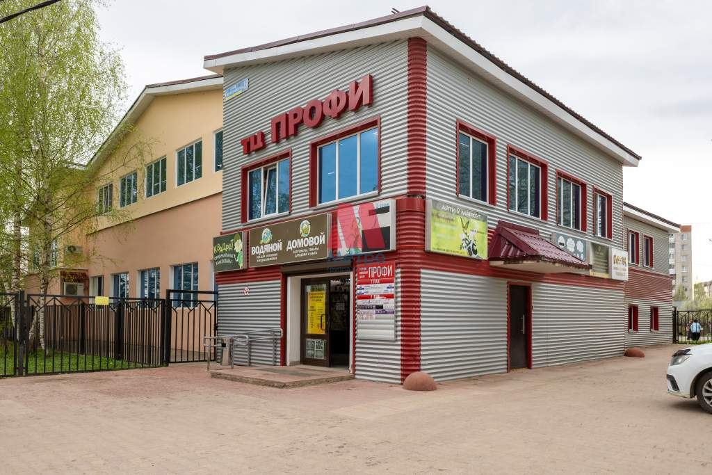 Продам торговое помещение 1013.8 м.кв.