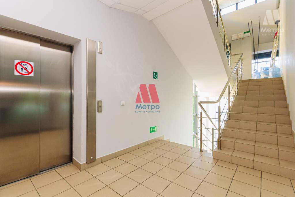 Сдам в аренду офис 500 м.кв.