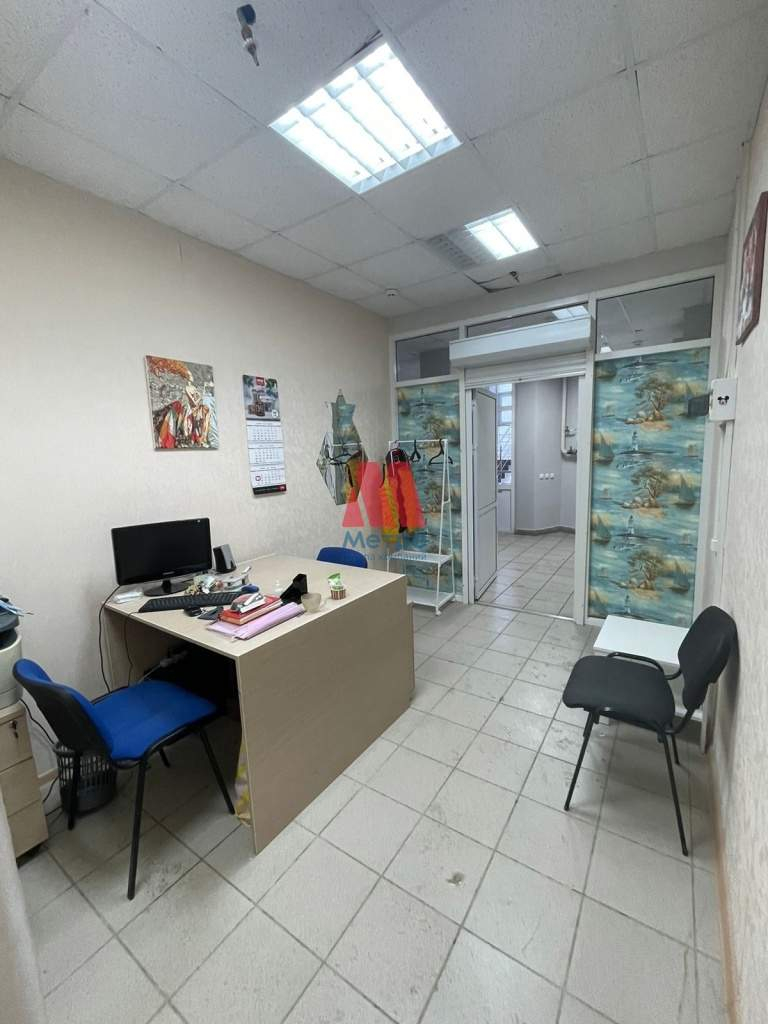 Продам офис 11 м.кв.