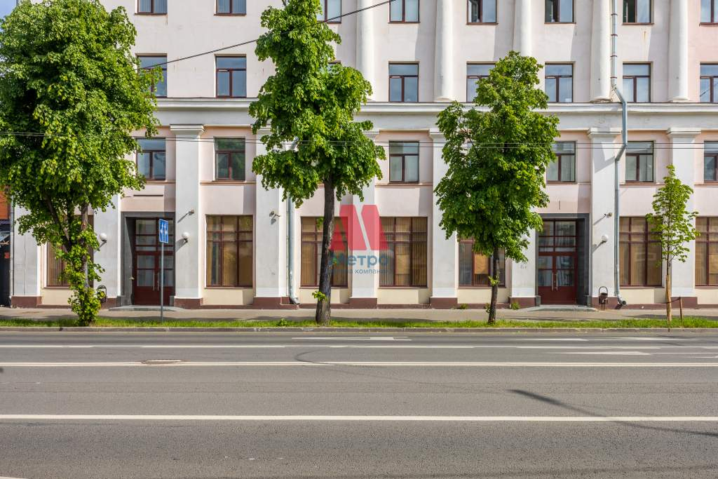 Сдам в аренду помещение свободного назначения 700 м.кв.