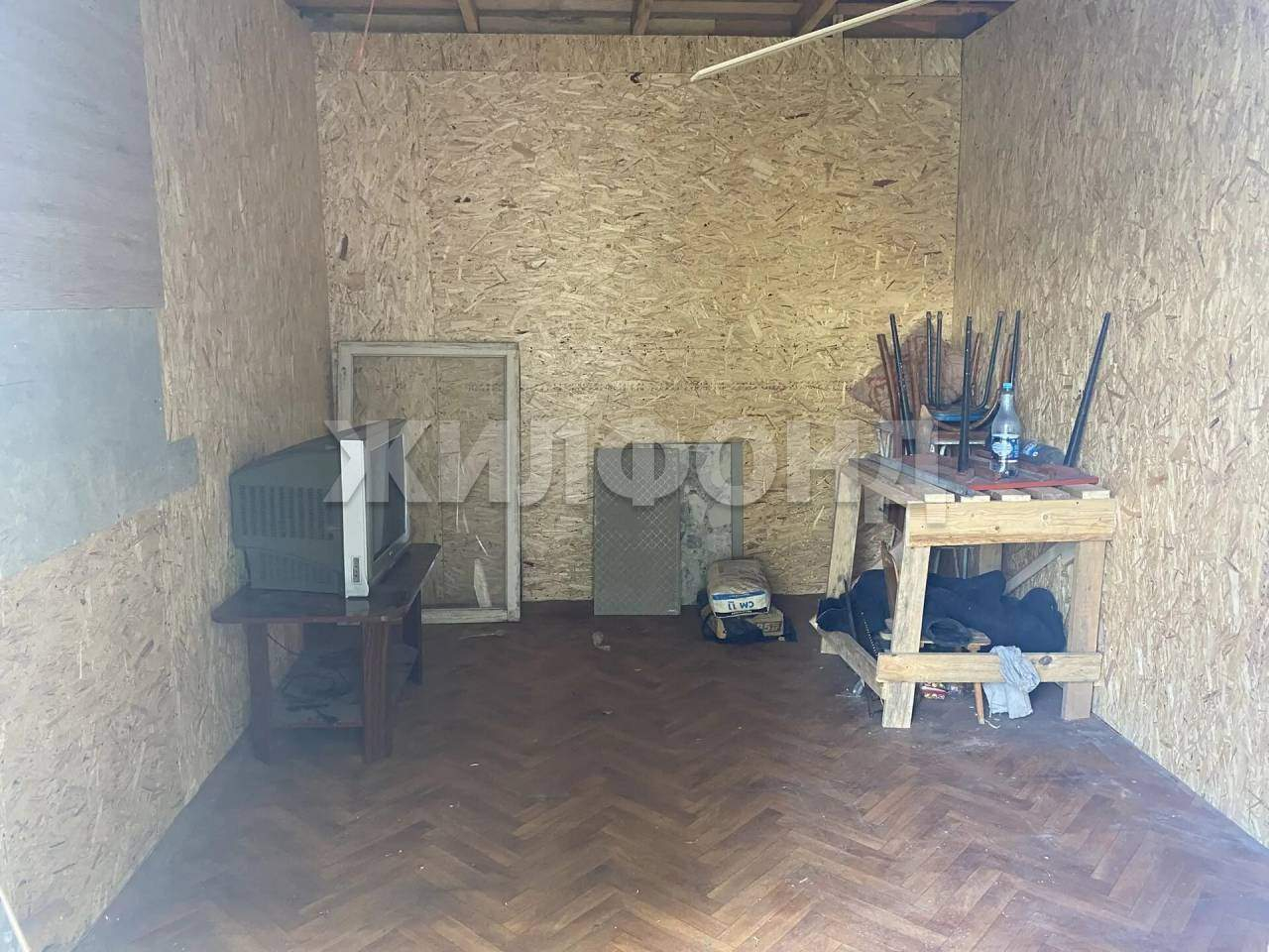 Продам земельный участок 828 м.кв.