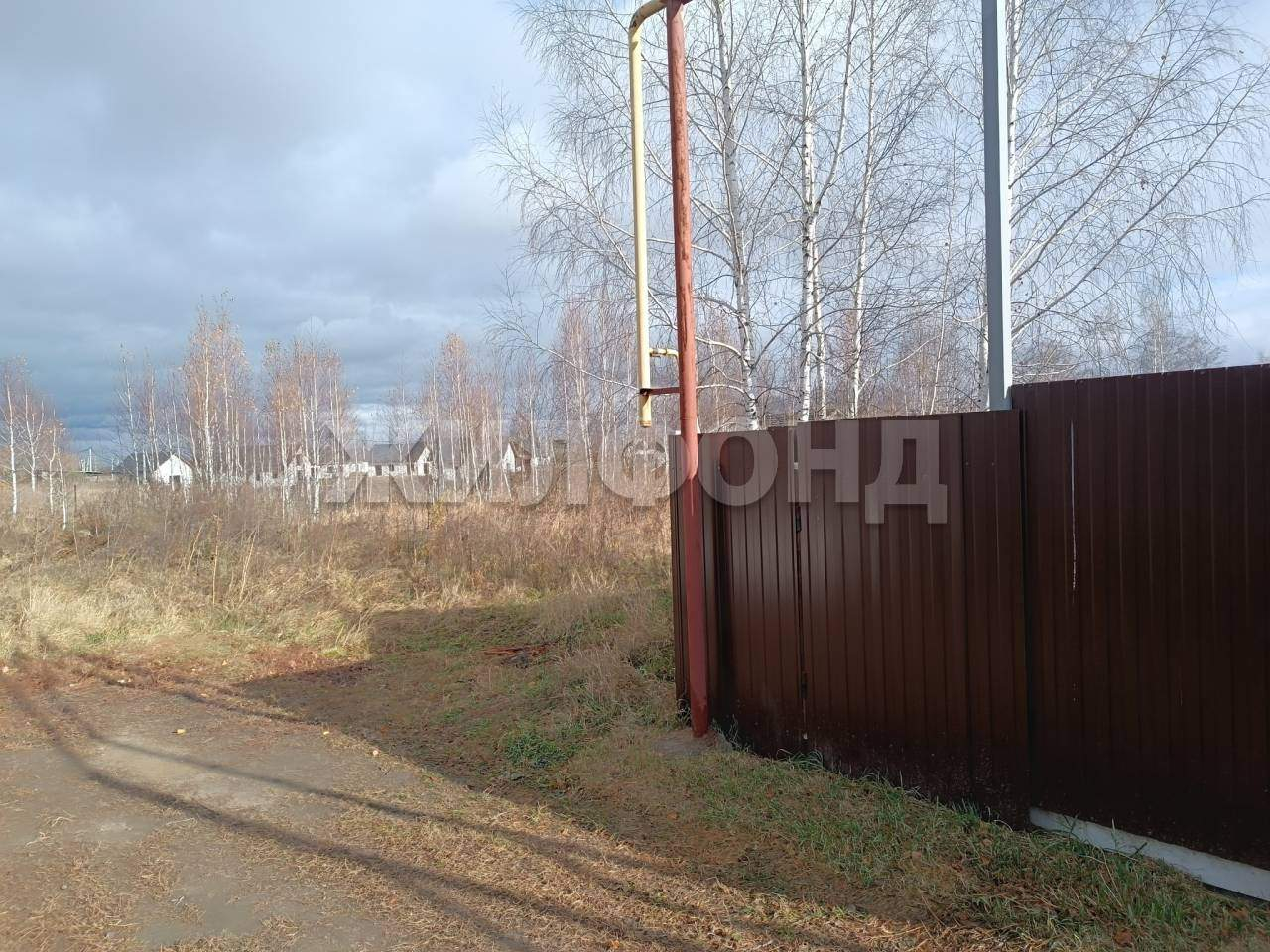 Продам земельный участок 1000 м.кв.
