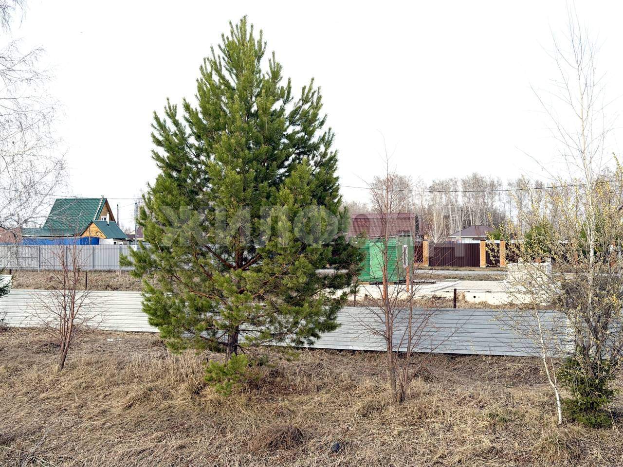 Продам земельный участок 814 м.кв.