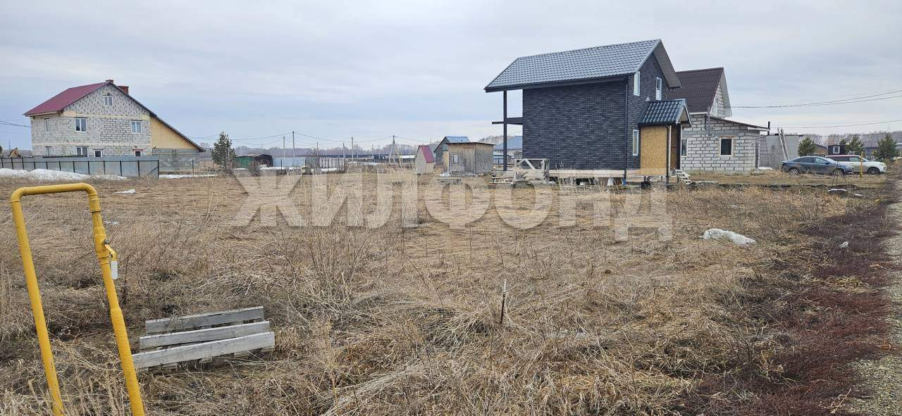 Продам земельный участок 920 м.кв.