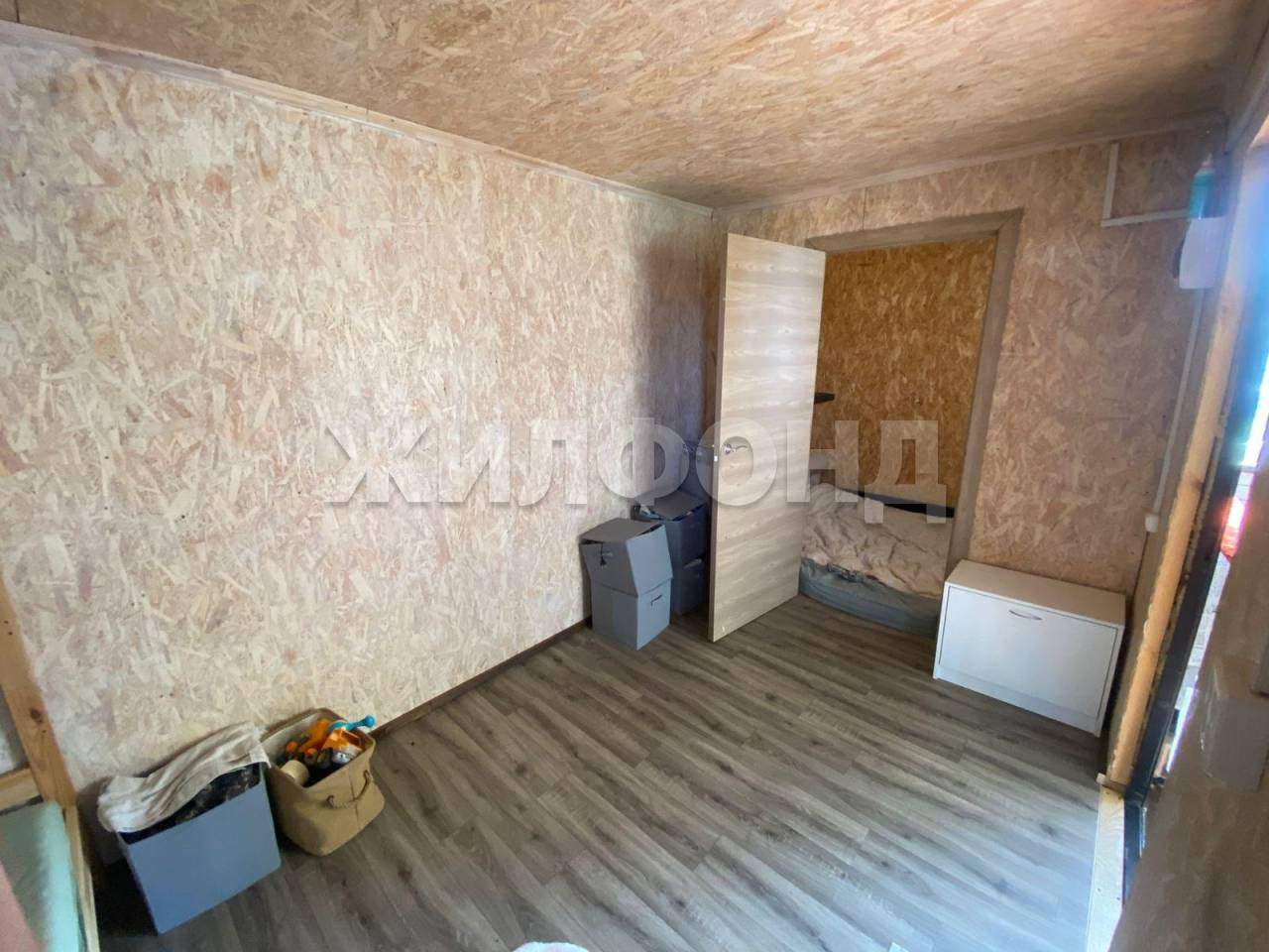 Продам земельный участок 639 м.кв.