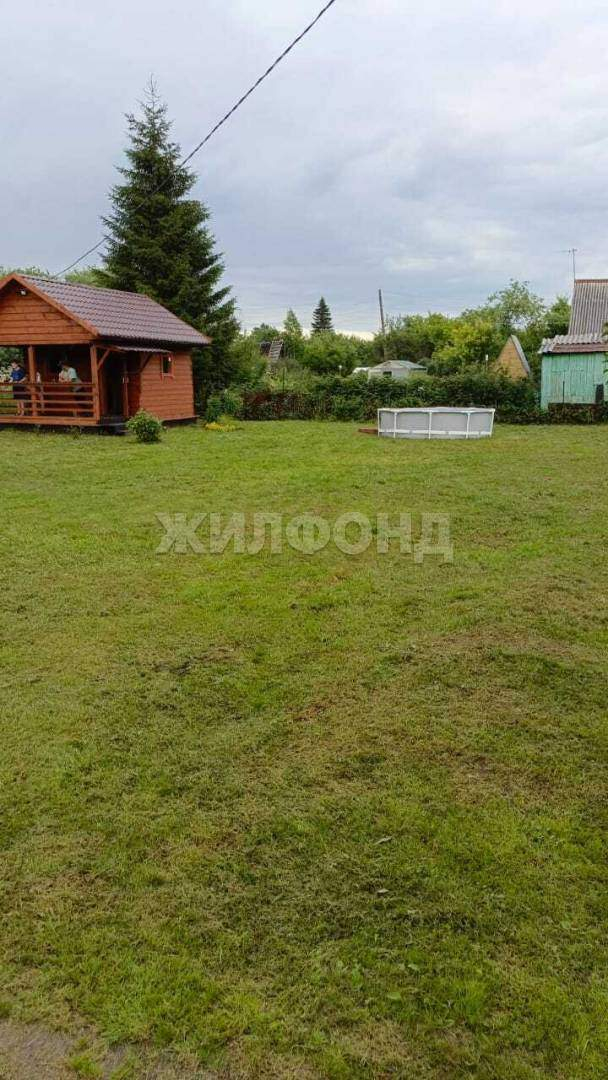 Продам земельный участок 640 м.кв.