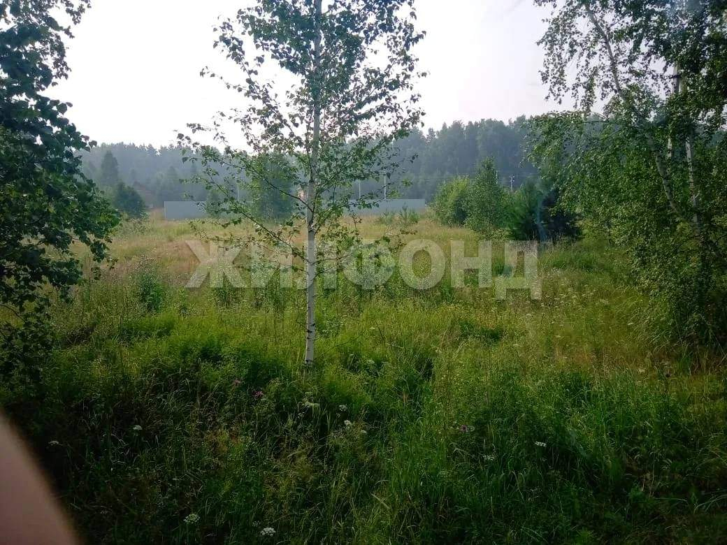 Продам земельный участок 1150 м.кв.