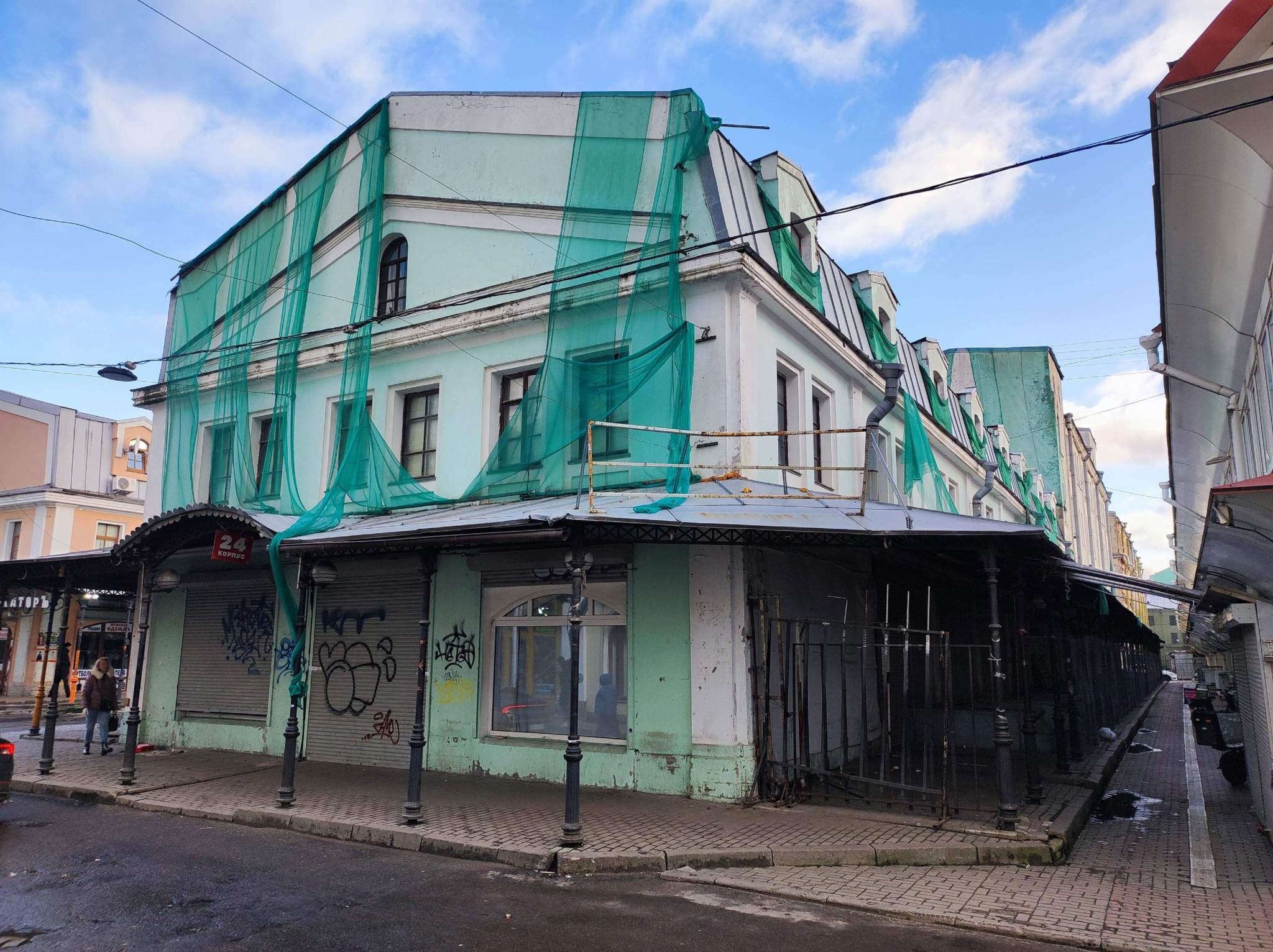 Сдам в аренду торговое помещение 3537.7 м.кв.