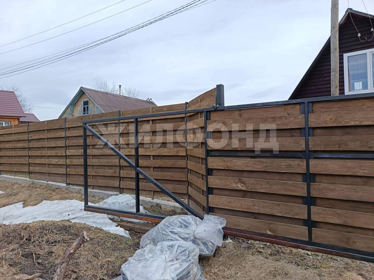 Продам земельный участок 627 м.кв.
