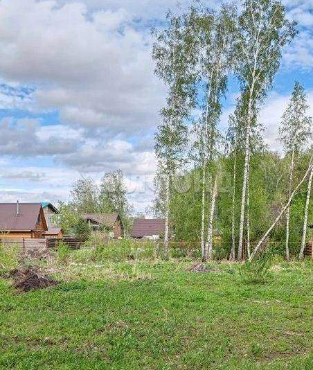 Продам земельный участок 1200 м.кв.